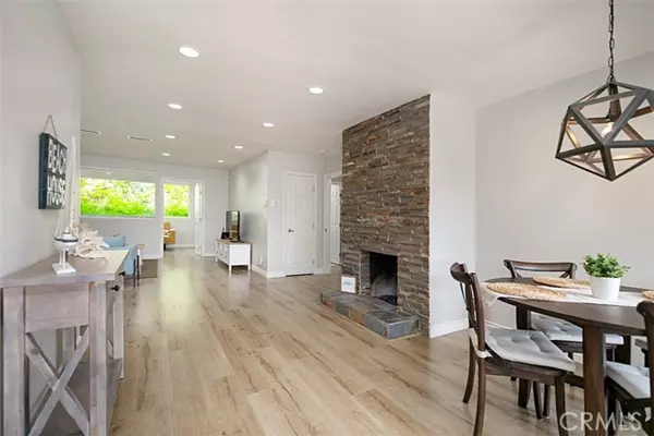 Laguna Beach, CA 92651,967 Oriole Drive