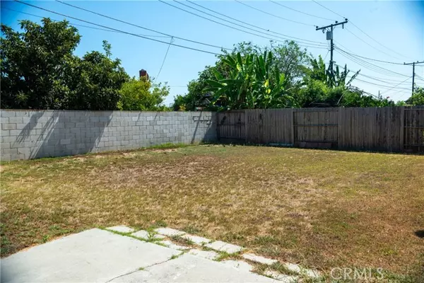 Westminster, CA 92683,15710 Poinsettia Way