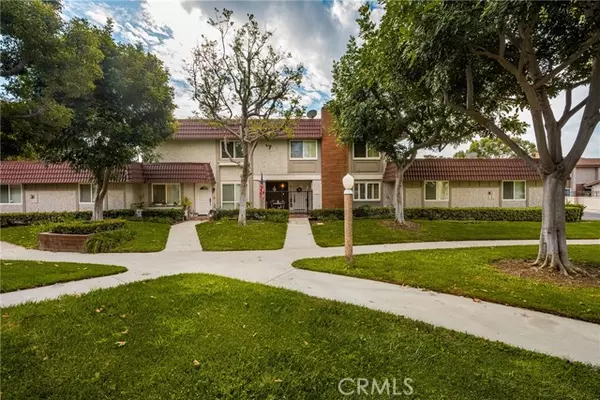 Cypress, CA 90630,6837 Amelia
