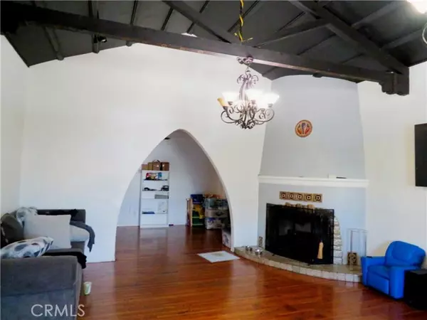 Huntington Park, CA 90255,3064 Walnut Street