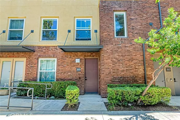 Fullerton, CA 92832,309 Metro Court