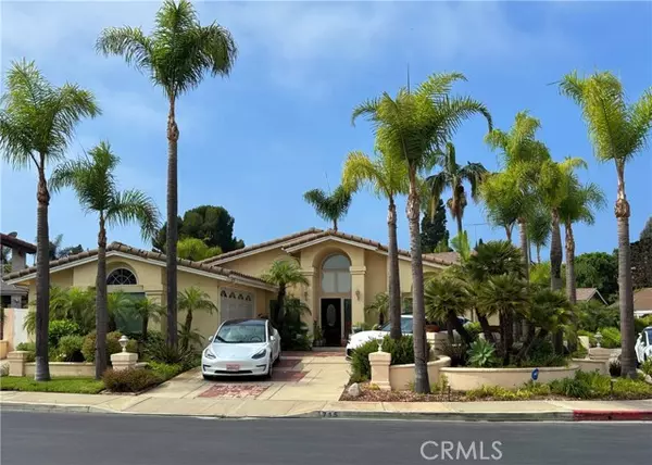 715 North Lariat, Long Beach, CA 90815