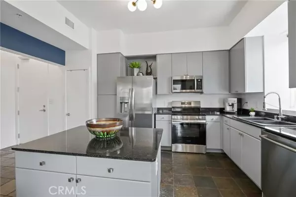 Long Beach, CA 90802,388 East Ocean Boulevard