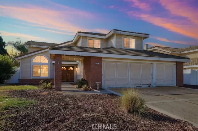 Camarillo, CA 93010,858 Calle Portilla