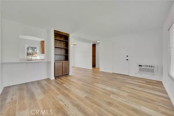 Vista, CA 92083,228 Candice