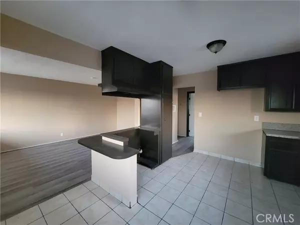 Signal Hill, CA 90755,2352 Lewis Avenue