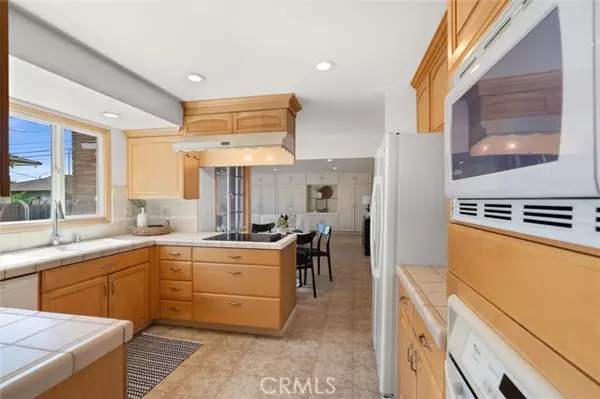 Long Beach, CA 90807,3921 Lime Avenue