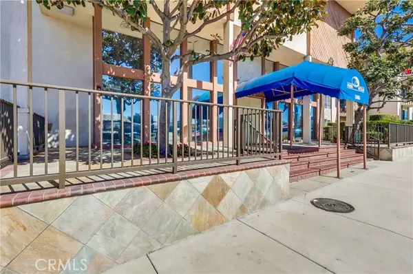 Long Beach, CA 90804,5585 East Pacific Coast