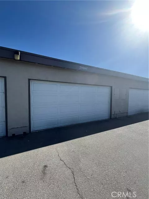 Santa Ana, CA 92707,2990 Bradford Place