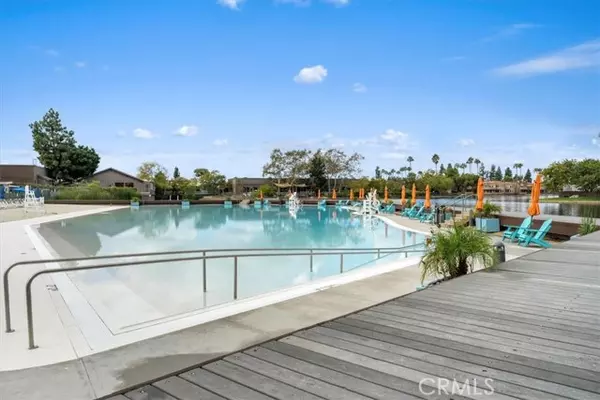 Lake Forest, CA 92630,25121 Rivendell