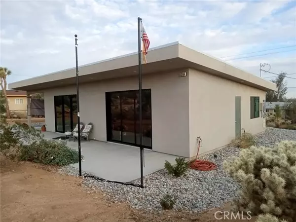 Joshua Tree, CA 92252,60194 La Mirada Trail