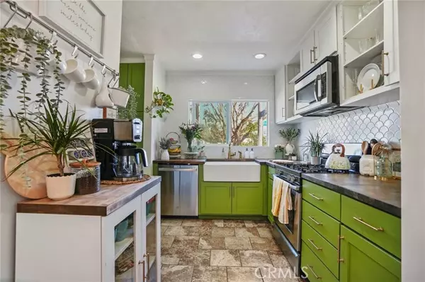 4037 East 7th Street, Long Beach, CA 90804