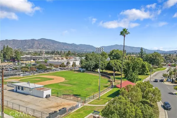 Azusa, CA 91702,990 Parkside