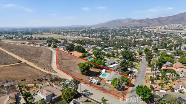 4615 Fairbanks, Jurupa Valley, CA 92509