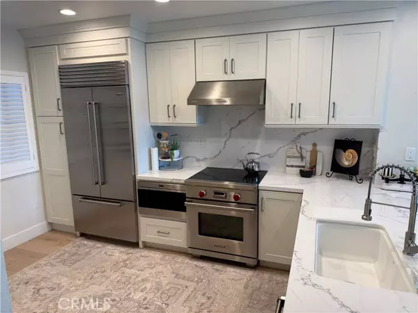 Newport Beach, CA 92660,809 Muirfield