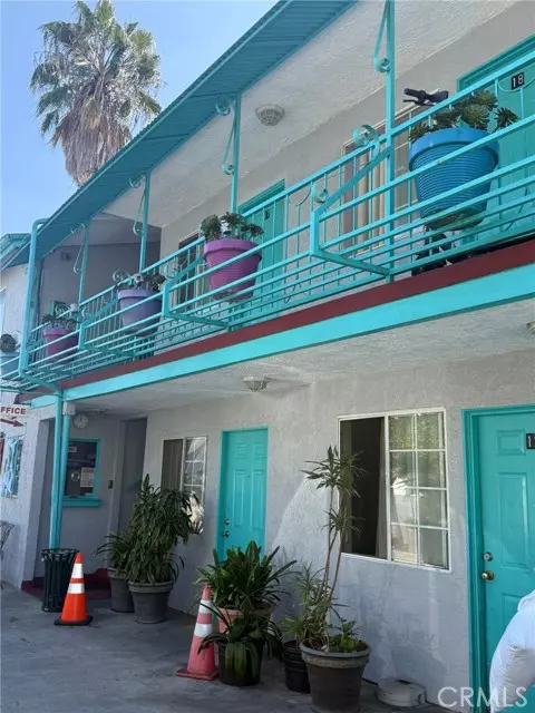 Long Beach, CA 90813