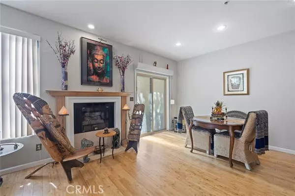 861 South Windsor Boulevard, Los Angeles, CA 90005