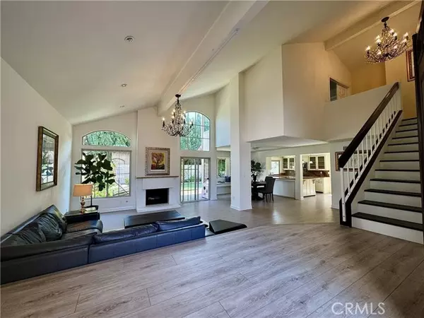 Irvine, CA 92604,29 Sandstone
