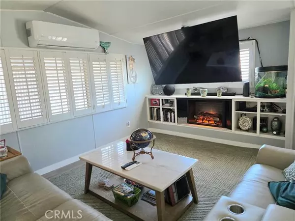 Long Beach, CA 90803,6256 East Golden Sands