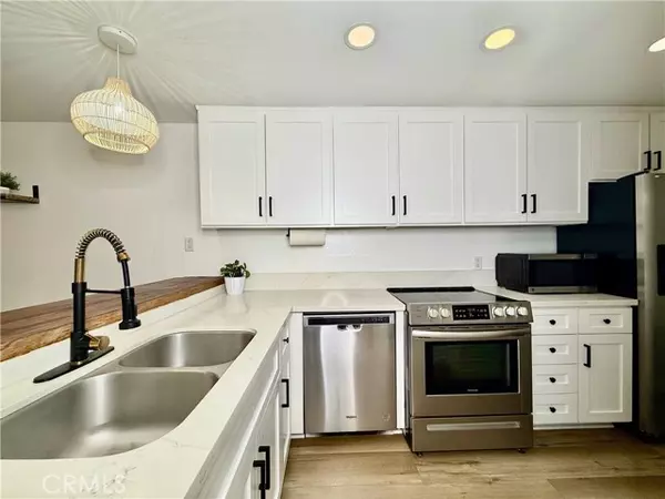 Long Beach, CA 90803,9116 Marina Pacifica North Drive