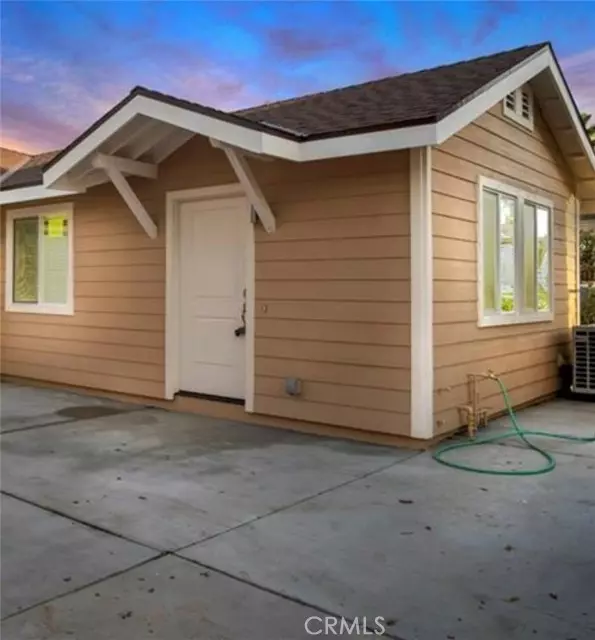 Placentia, CA 92870,940 Gonzales