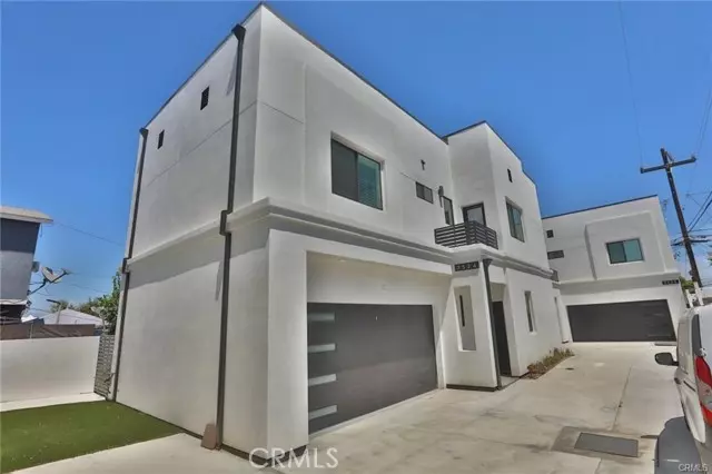 Bell Gardens, CA 90201,7524 Purdy Avenue