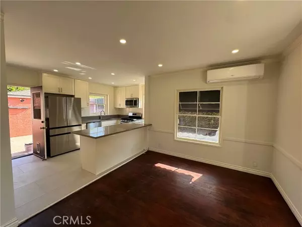 Long Beach, CA 90804,734 Los Altos