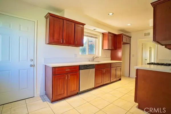 Anaheim, CA 92804,507 South Shields