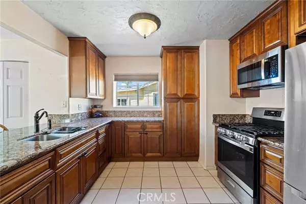 Montclair, CA 91763,4861 San Bernardino