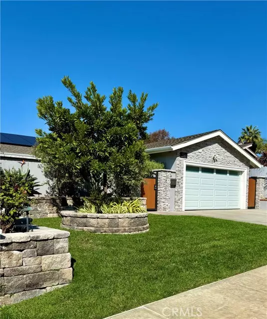 San Clemente, CA 92673,607 Avenida Vaquero