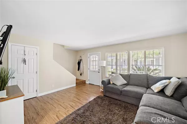 Costa Mesa, CA 92626,2404 Niagara