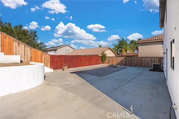 Lake Elsinore, CA 92530,15242 Washington