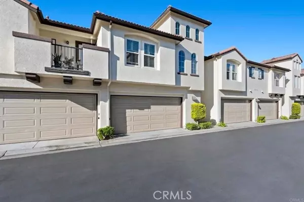 5010 Golondrina Way, Oceanside, CA 92057