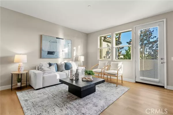 Buena Park, CA 90621,52 Preston