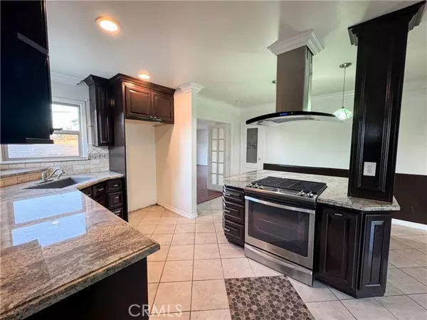 Fontana, CA 92336,17806 Terry