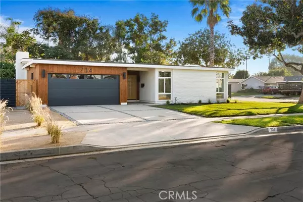 Fullerton, CA 92832,734 West Maplewood