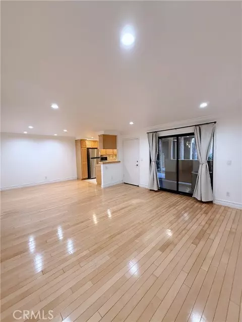 Long Beach, CA 90815,4161 Hathaway