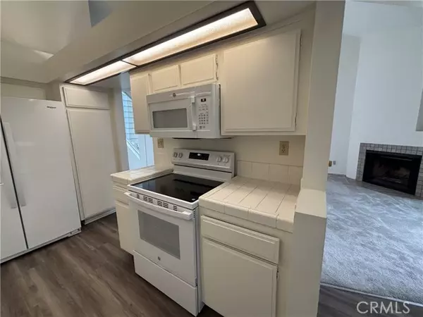 Costa Mesa, CA 92626,3023 Langs Bay