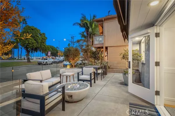 Long Beach, CA 90803,5940 East Appian Way