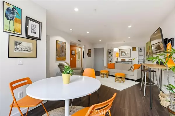 Long Beach, CA 90802,834 E 4th Street