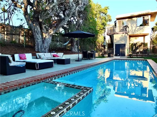 341 South Meadows, Manhattan Beach, CA 90266