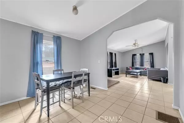 5827 Cambria, Phelan, CA 92371