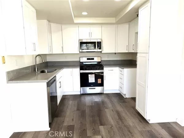 10636 Chestnut Street, Los Alamitos, CA 90720