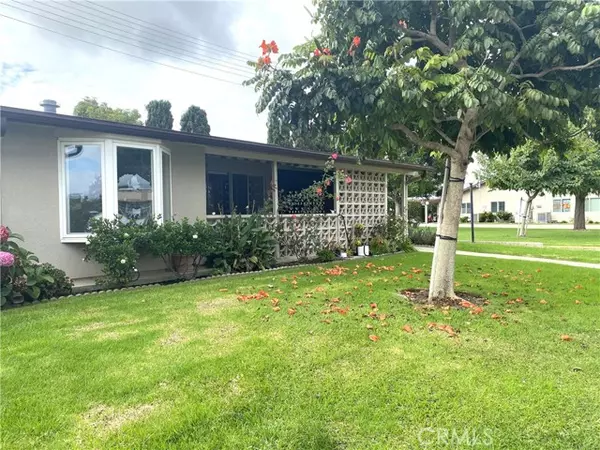 13381 El Dorado Dr., M8-202G, Seal Beach, CA 90740
