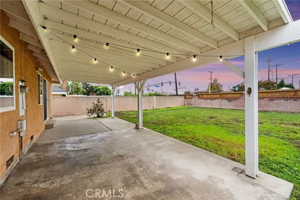 Los Alamitos, CA 90720,12041 Paseo Bonita