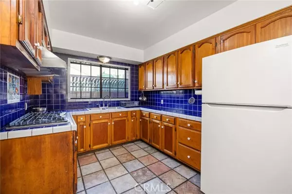 Montebello, CA 90640,761 South Bluff Street