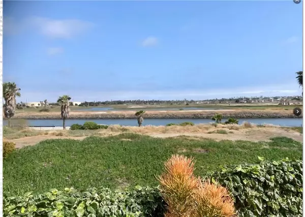 Long Beach, CA 90803,6272 East Marina View Drive