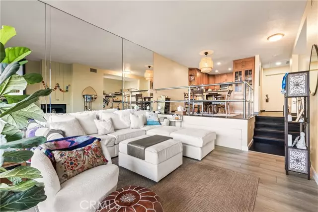 Long Beach, CA 90803,5217 Marina Pacifica South