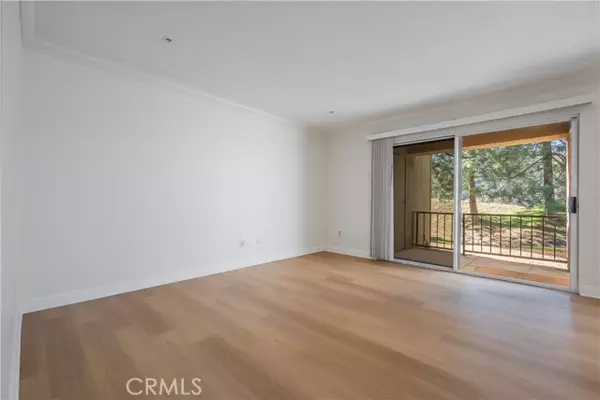 Corona, CA 92882,2572 Avenida Del Vista #M102