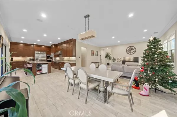 Lake Forest, CA 92630,19 Hollyhock